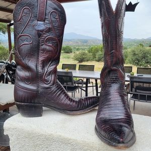 Vintage Lucchese Boots - exotic, black 🍒  cherry.